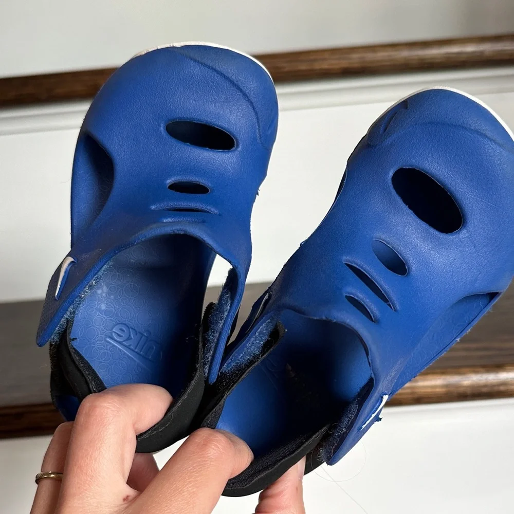 Nike Kids Blue Open-Toe Water Sandals
